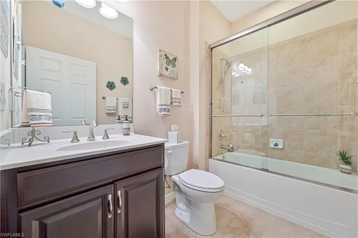 3233 Birch Tree Ln, Alva, Florida 33920