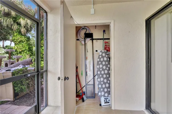 Storage in Lanai