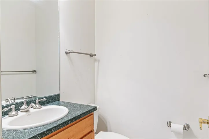 Half bath off Bonus room/4th bedroom
