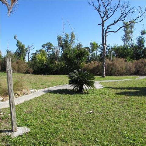 8628 Yukon CT, ST. JAMES CITY FL 33956