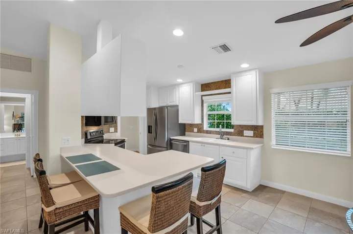 Kitchen - view 2