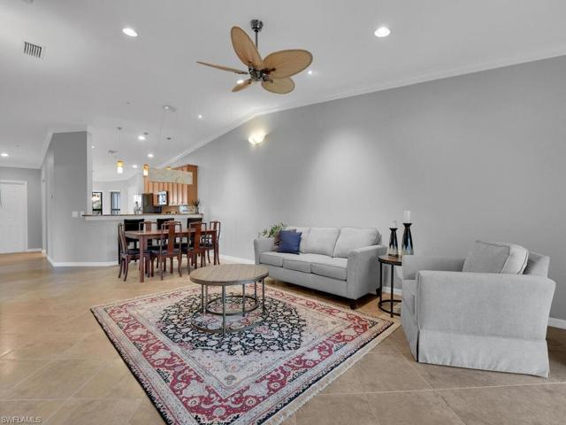 9832  Venezia  CIR, Naples, FL 34113