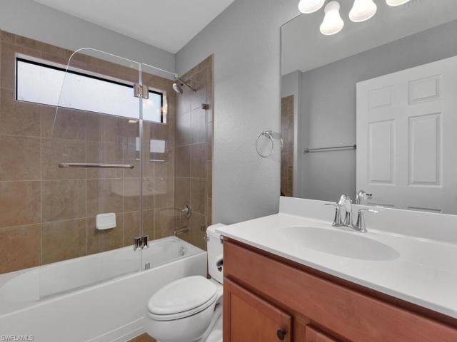 9832  Venezia  CIR, Naples, FL 34113