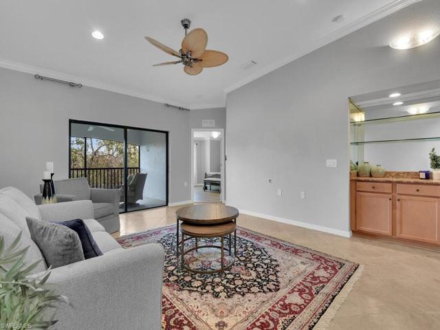 9832  Venezia  CIR, Naples, FL 34113