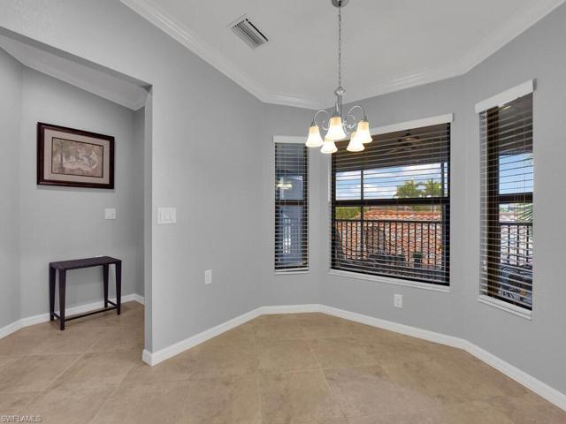 9832  Venezia  CIR, Naples, FL 34113