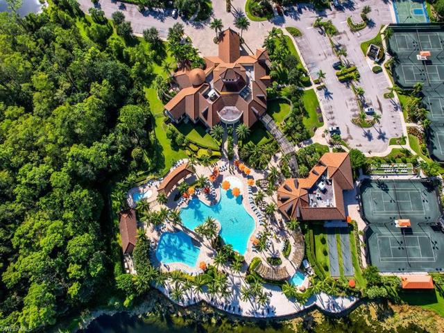 9832  Venezia  CIR, Naples, FL 34113