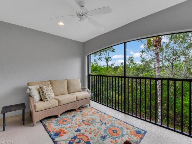 9832  Venezia  CIR, Naples, FL 34113