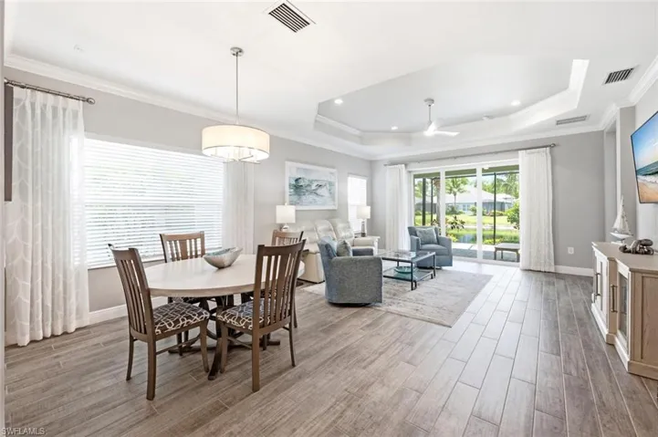2278 Marquesa Cir, Naples, Florida 34112