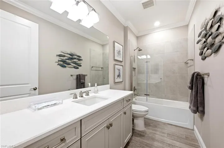 2278 Marquesa Cir, Naples, Florida 34112