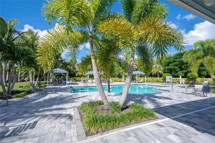 2278 Marquesa Cir, Naples, Florida 34112