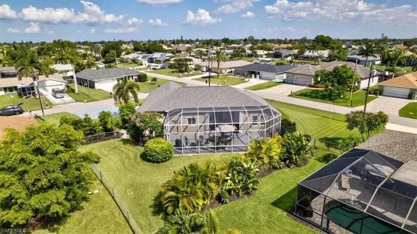 420 Se 32nd St, Cape Coral, Florida 33904
