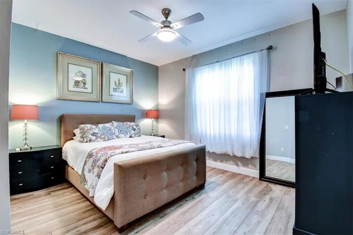 420 Se 32nd St, Cape Coral, Florida 33904
