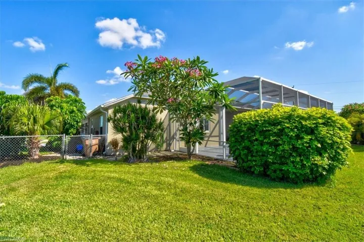 420 Se 32nd St, Cape Coral, Florida 33904