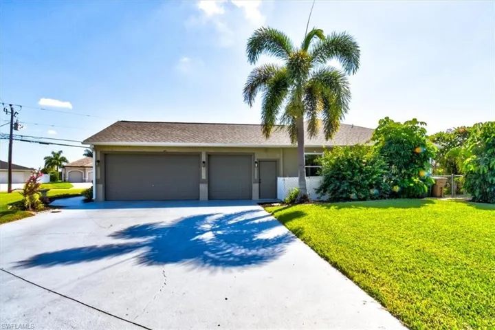 420 Se 32nd St, Cape Coral, Florida 33904