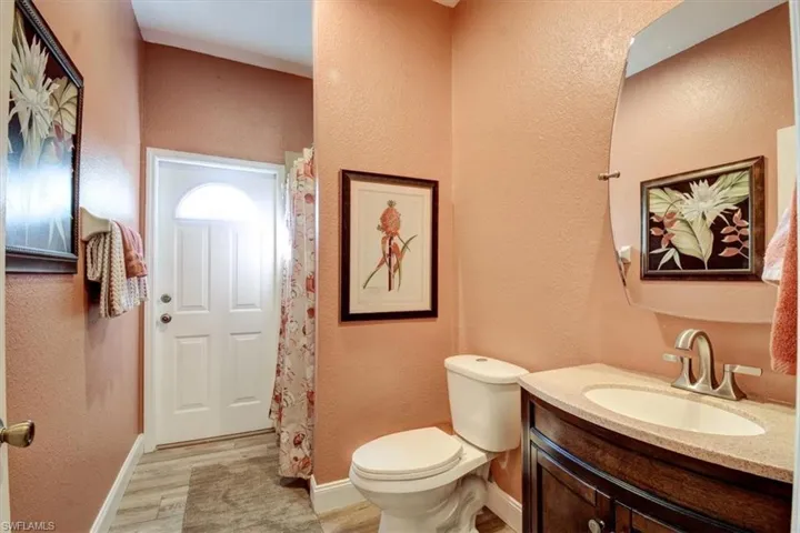 420 Se 32nd St, Cape Coral, Florida 33904