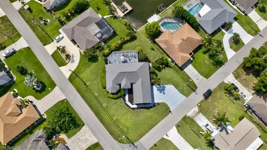 420 Se 32nd St, Cape Coral, Florida 33904