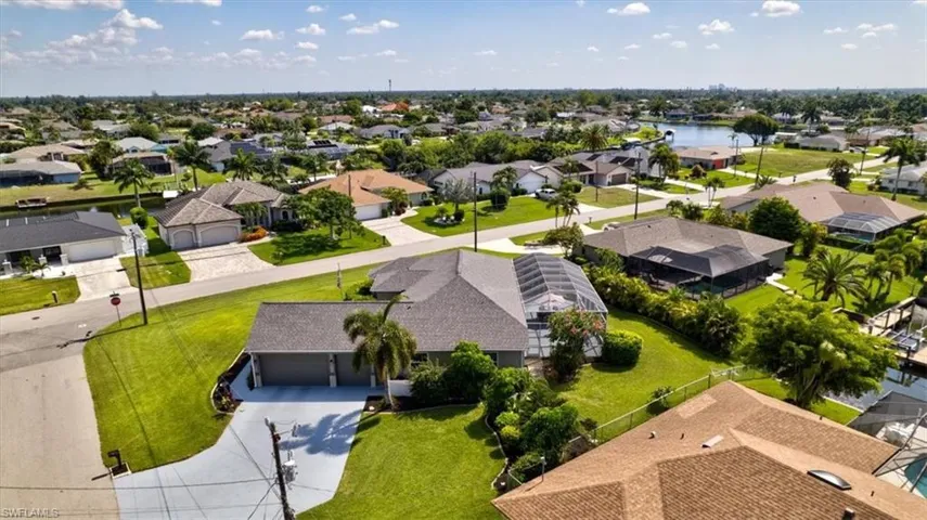 420 Se 32nd St, Cape Coral, Florida 33904