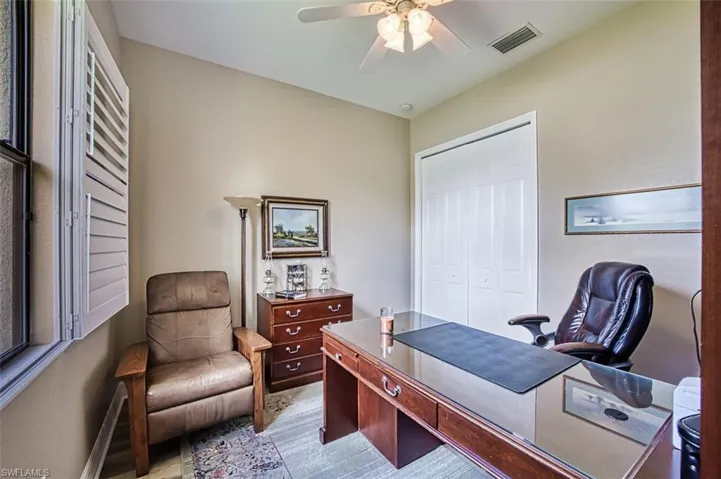 4th bedroom/office