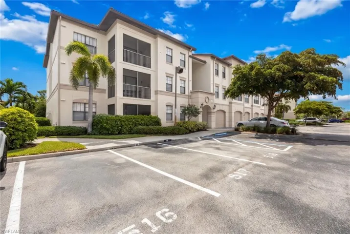 12960 Positano Cir 202, Naples, Florida 34105