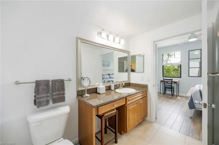 EN-SUITE GUEST BATH