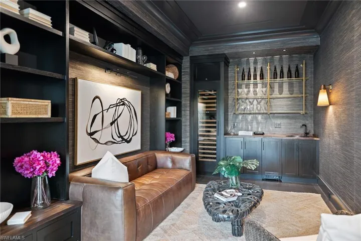 Library / Lounge