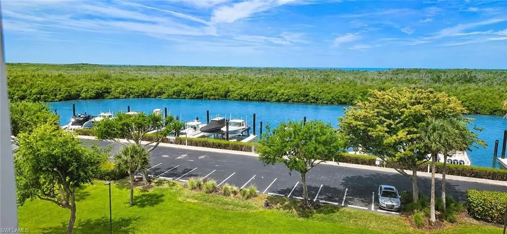 13105 Vanderbilt Dr 502, Naples, Florida 34110