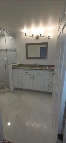 13105  Vanderbilt  DR, Naples, FL 34110