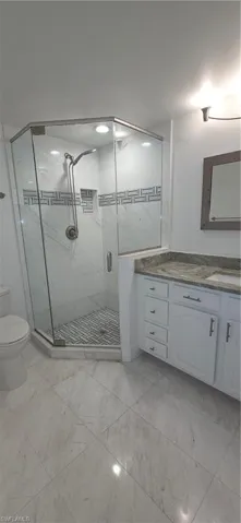 13105  Vanderbilt  DR, Naples, FL 34110