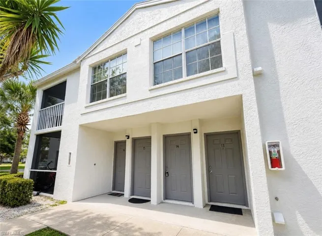 161 Santa Clara Dr 14, Naples, Florida 34104
