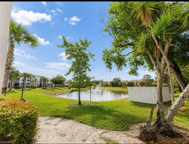 161 Santa Clara Dr 14, Naples, Florida 34104