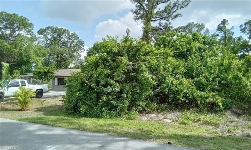 5105 6th St W, Lehigh Acres Fl 33971