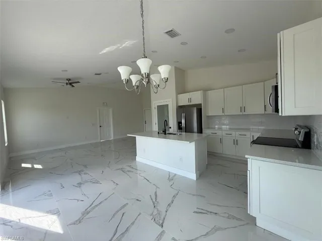 115 Lansing Cir, Labelle, Florida 33935