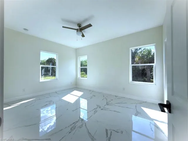 115 Lansing Cir, Labelle, Florida 33935