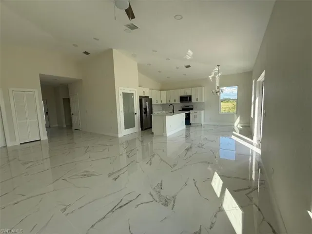 115 Lansing Cir, Labelle, Florida 33935