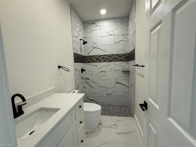 115 Lansing Cir, Labelle, Florida 33935