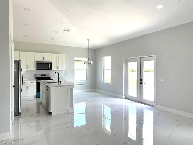 115 Lansing Cir, Labelle, Florida 33935