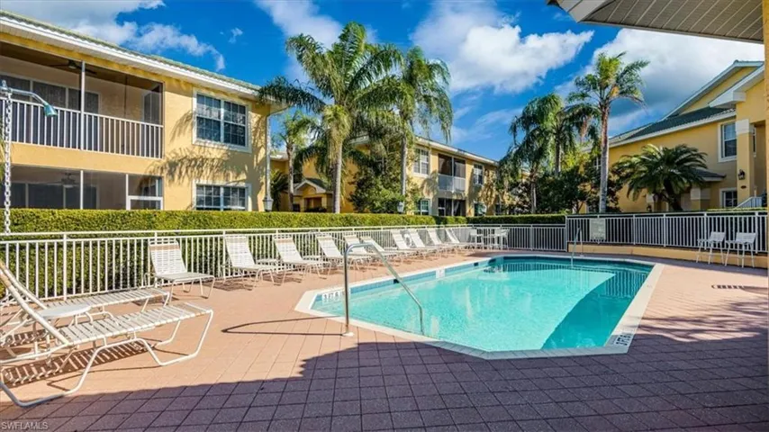 8315  Big Acorn  CIR, Naples, FL 34119