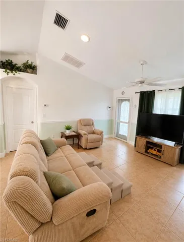 416 Candlewick Cir S, Lehigh Acres, Florida 33936