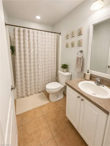 416 Candlewick Cir S, Lehigh Acres, Florida 33936