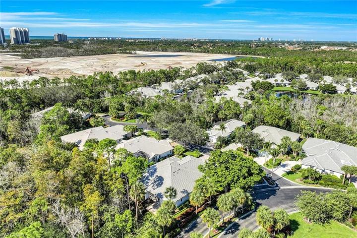 Super location being either a bike ride or short drive to all your lifestyle conveniences