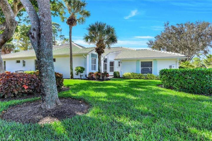 Corner lot curb appeal!