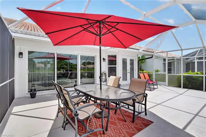 2166 Stacil Cir 17, Naples, Florida 34109