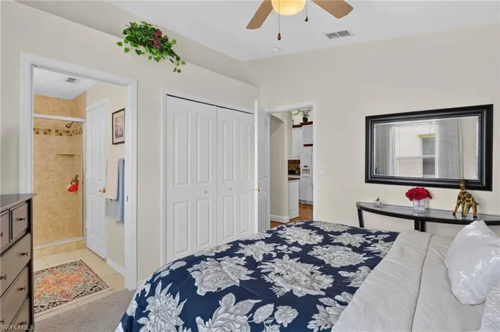 2166 Stacil Cir 17, Naples, Florida 34109