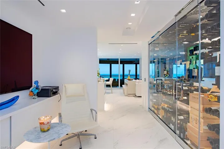8665 Bay Colony Dr 1202, Naples, Florida 34108