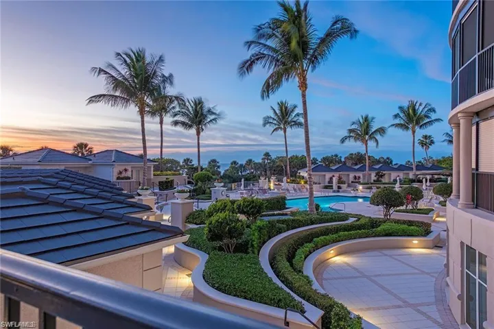 8665 Bay Colony Dr 1202, Naples, Florida 34108