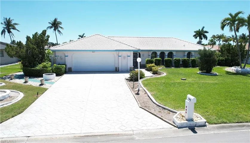 9821  Cypress Lake  DR, Fort Myers, FL 33919