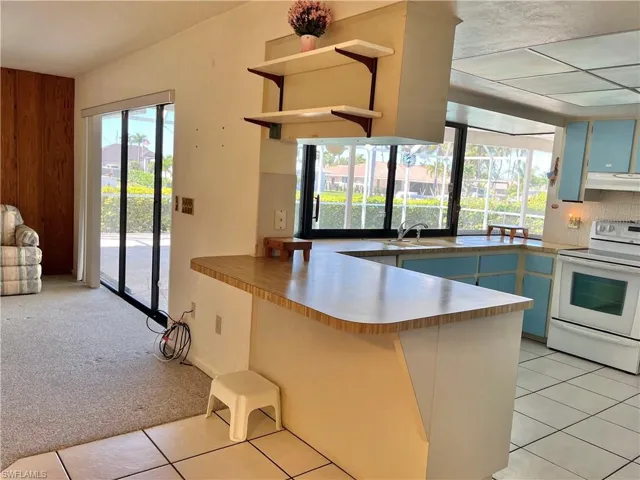 9821  Cypress Lake  DR, Fort Myers, FL 33919