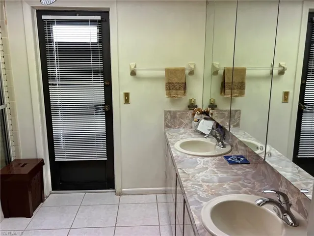 9821  Cypress Lake  DR, Fort Myers, FL 33919