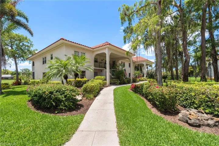 1055 Forest Lakes Dr D114, Naples, Florida 34105