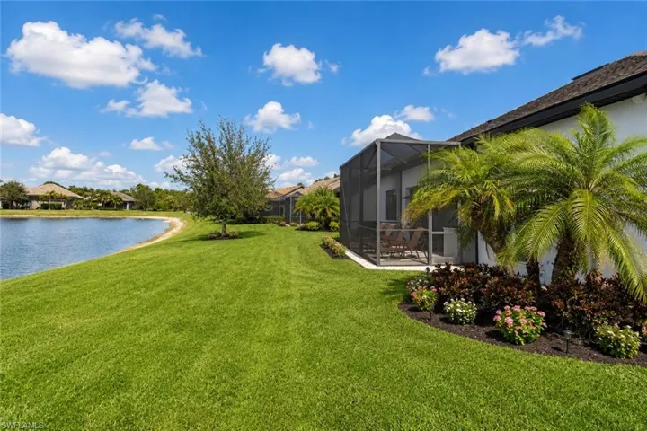 7478 Winding Cypress Dr, Naples, Florida 34114